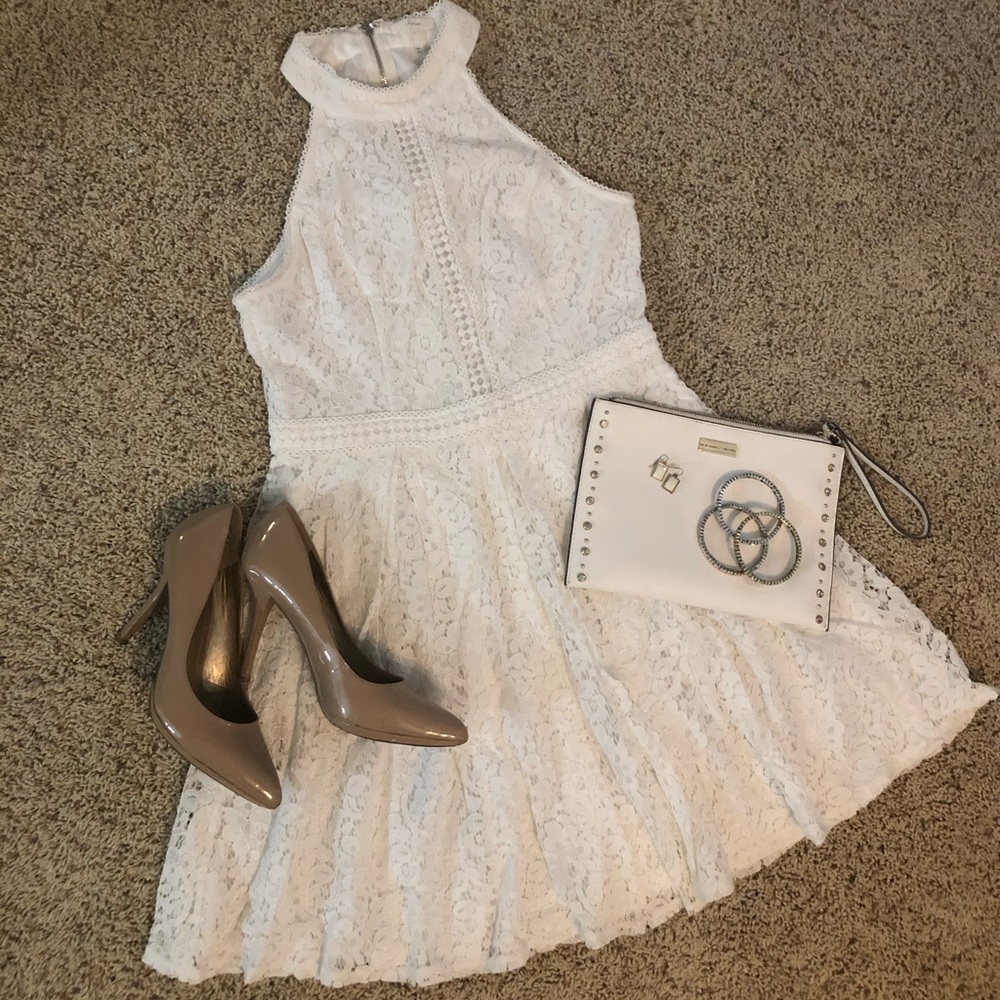 White lace beauty